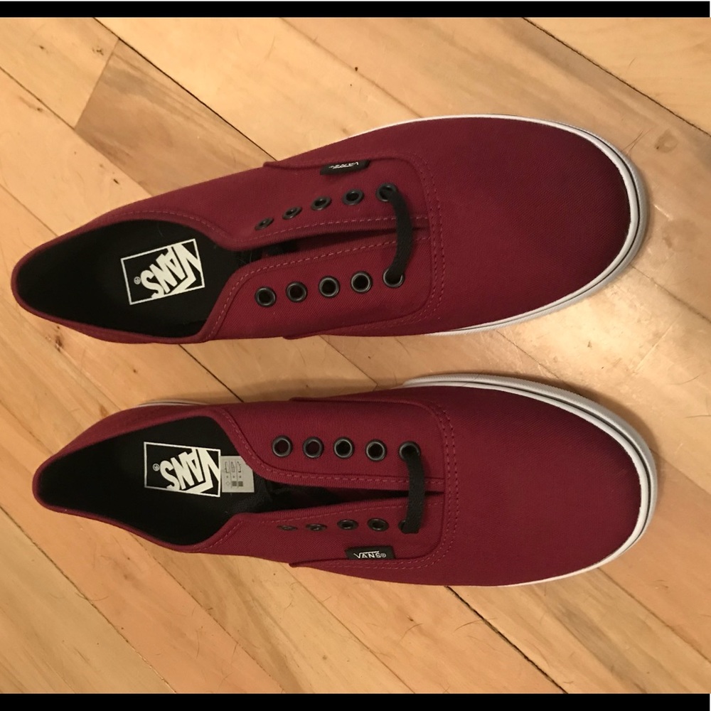 Vans Lo Pro maroon sneakers